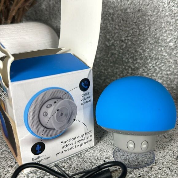 NIB Shake Your Shiitake Mini Mushroom Wireless Bluetooth Portable Speaker - Picture 3 of 9